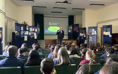 CHARLA EN EL COLEGIO SOPEÑA DE BADAJOZ